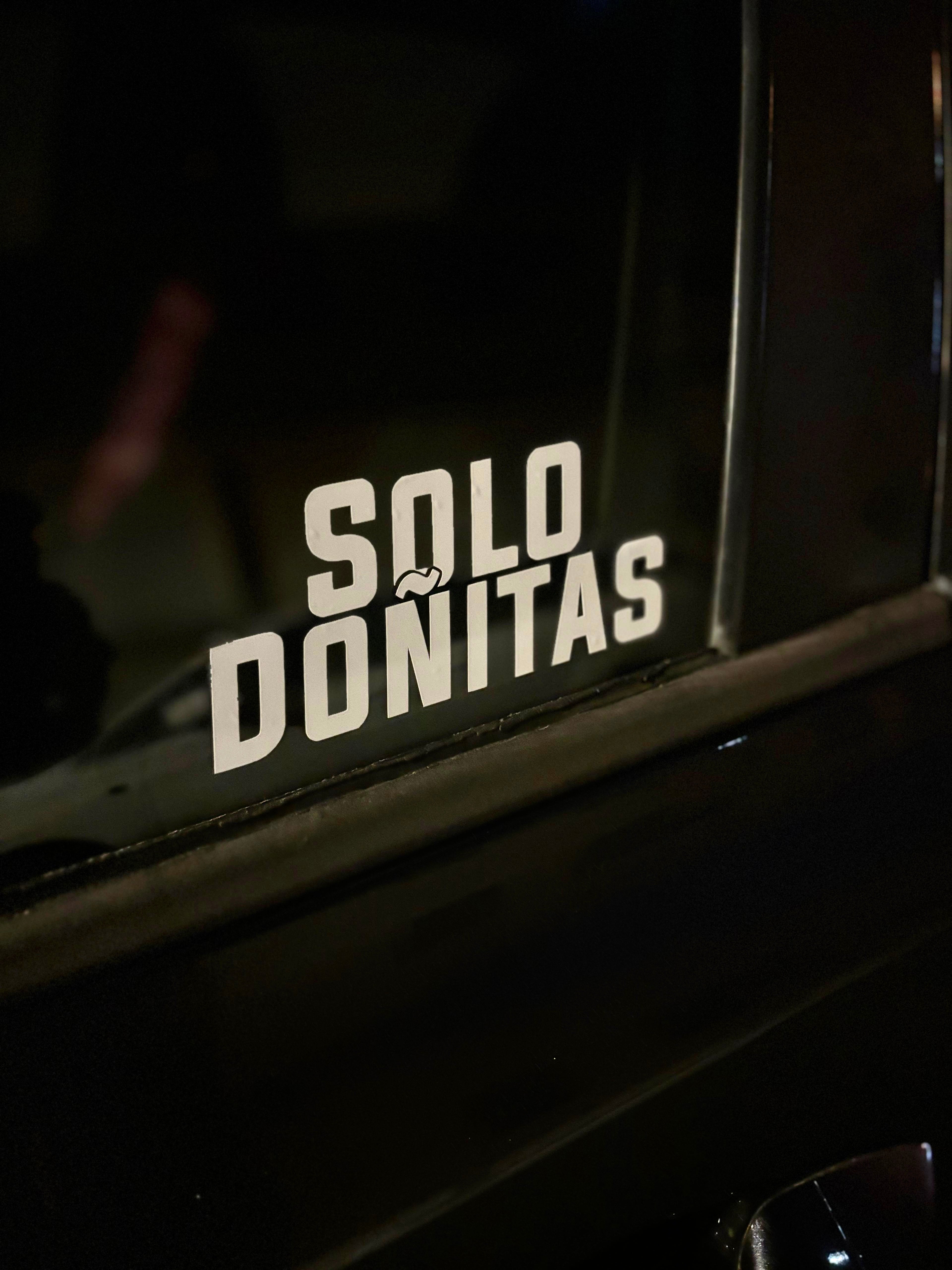 Solo doñitas 👵🏽 stickers